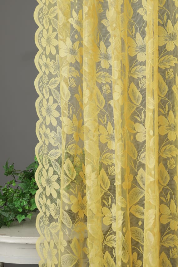 PITSIKÖYNNÖS -pitsi vaaleakeltainen